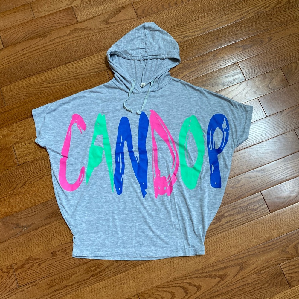 Short sleeve hoodie